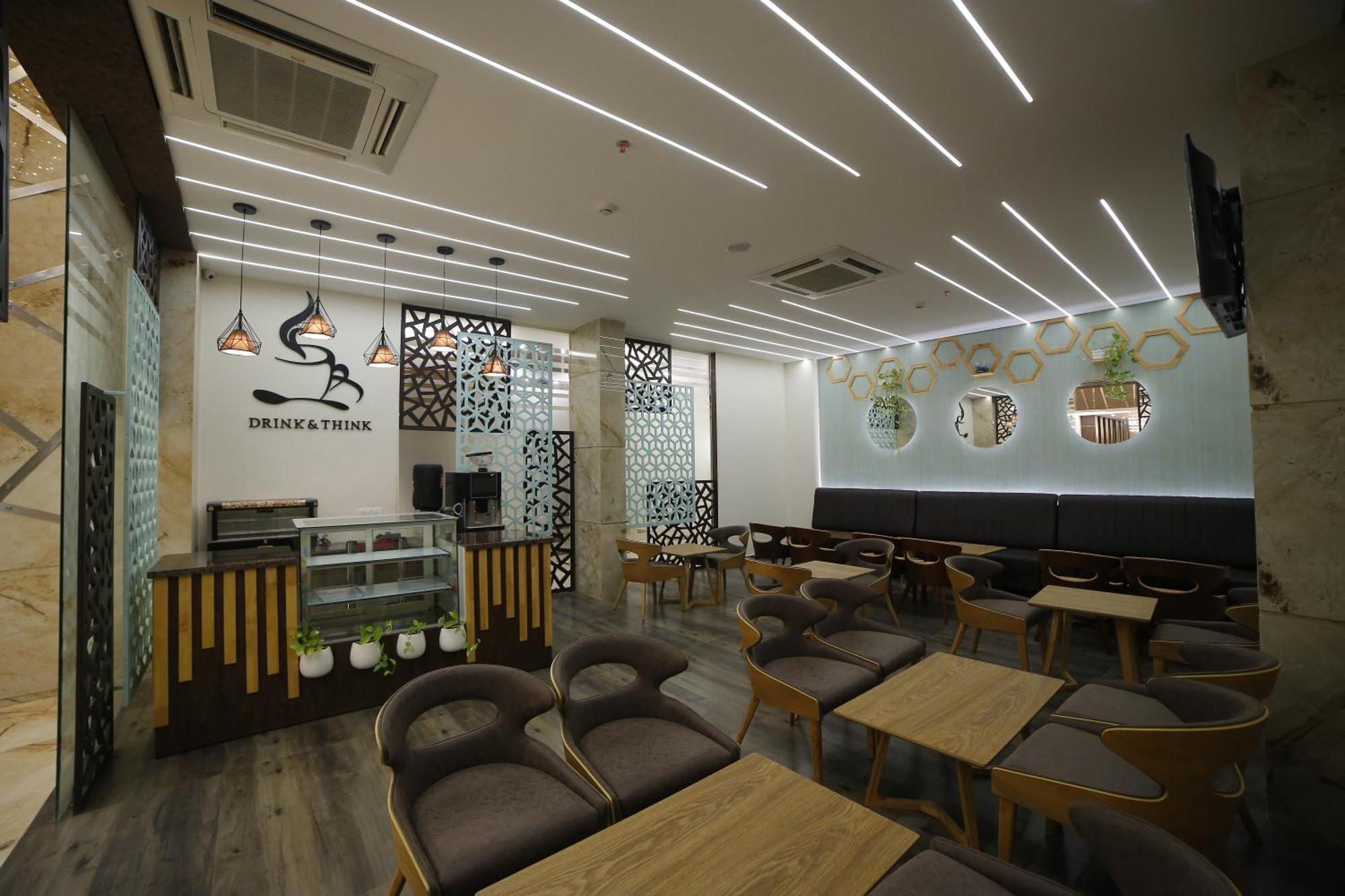 Guntūr Hotel Annapurna De Royal מראה חיצוני תמונה