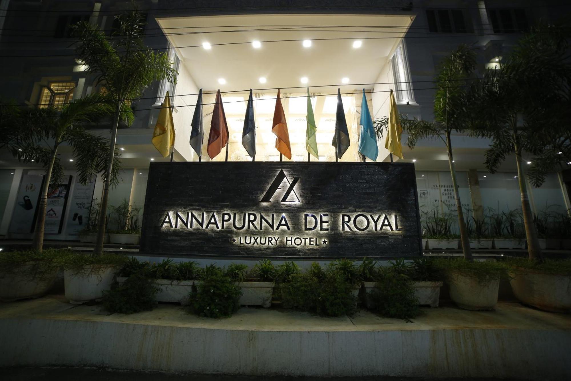 Guntūr Hotel Annapurna De Royal מראה חיצוני תמונה