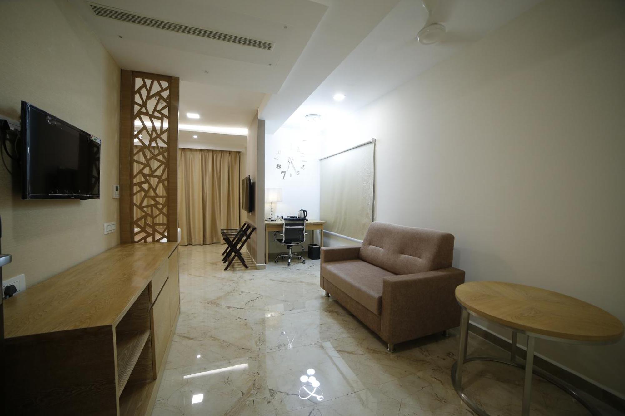 Guntūr Hotel Annapurna De Royal מראה חיצוני תמונה